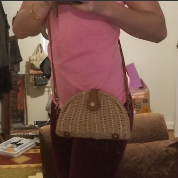 Semicircular Straw Crossbody Boho Bag - Picture 6 of 7